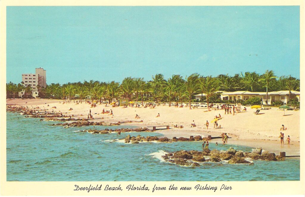 Deerfield Beach, FL vintage postcard, colored. with people at the beach